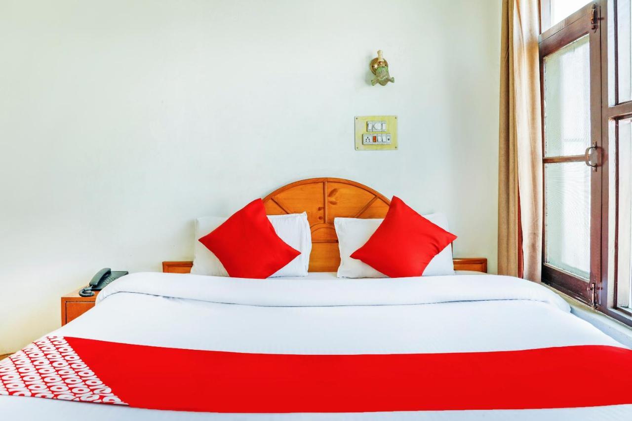 Srīnagar Oyo 72225 Hotel Dilshan المظهر الخارجي الصورة